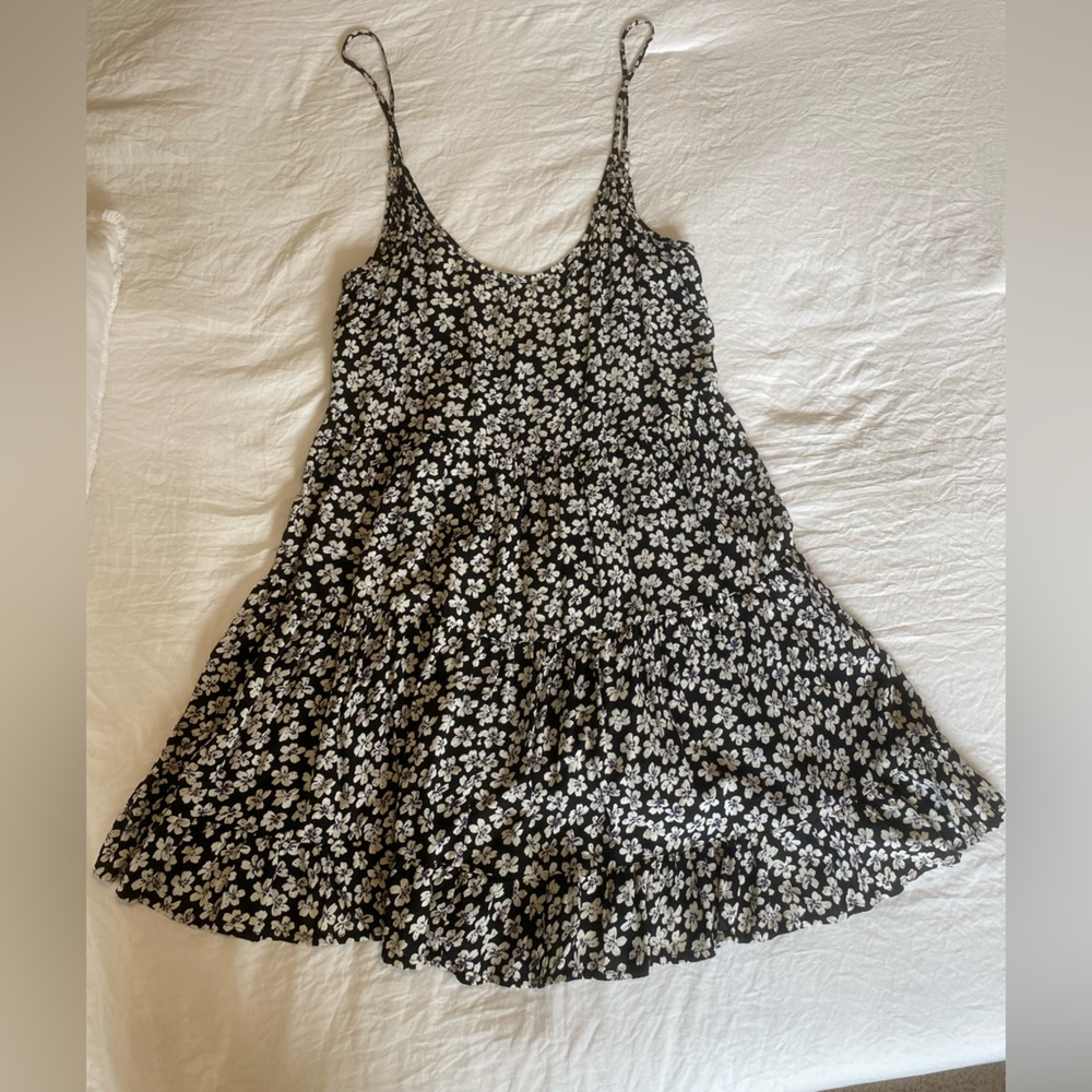 Brandy Melville floral dress